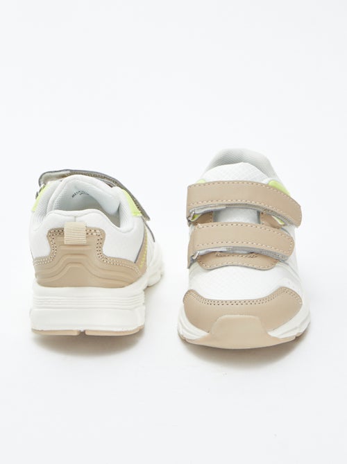 Zapatillas bajas con detalles flúor - Kiabi