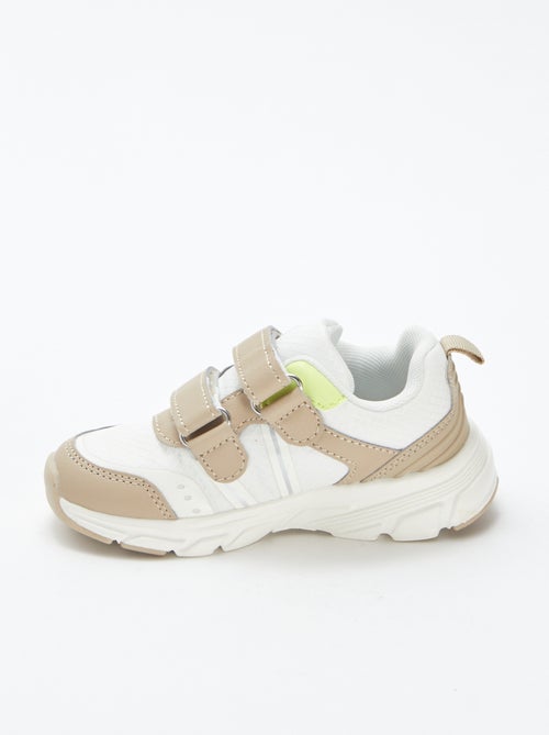 Zapatillas bajas con detalles flúor - Kiabi