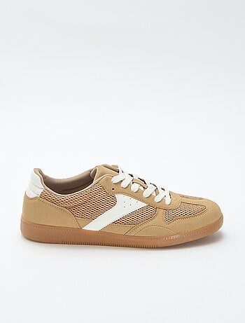 Zapatillas bajas con detalles textiles