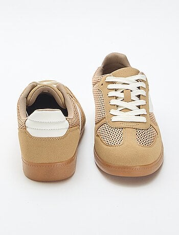 Zapatillas bajas con detalles textiles