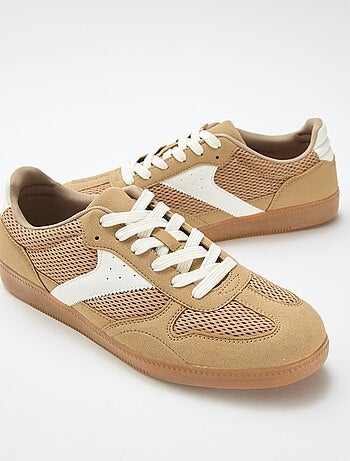 Zapatillas bajas con detalles textiles
