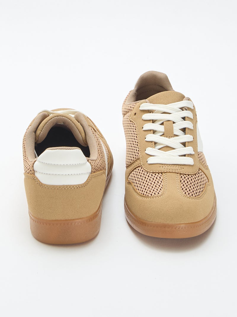 Zapatillas bajas con detalles textiles Marron - Kiabi