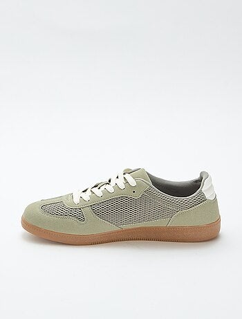 Zapatillas bajas con detalles textiles