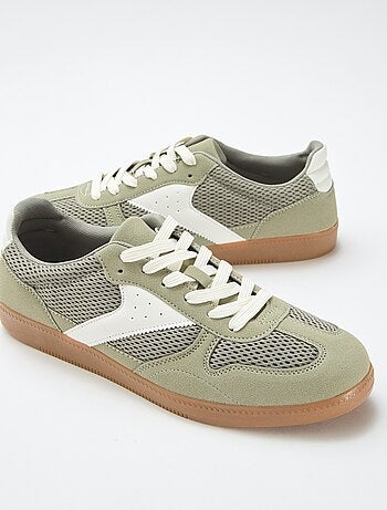 Zapatillas bajas con detalles textiles