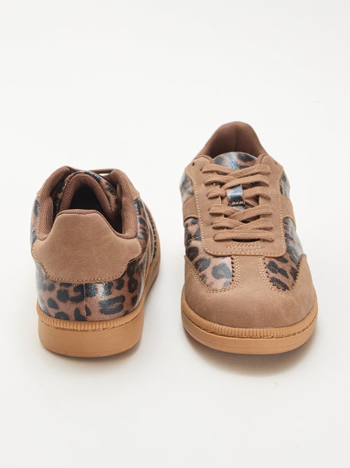 Zapatillas bajas con inserciones contrastantes - Kiabi