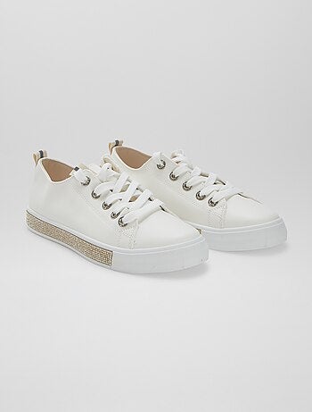 Zapatillas bajas con strass