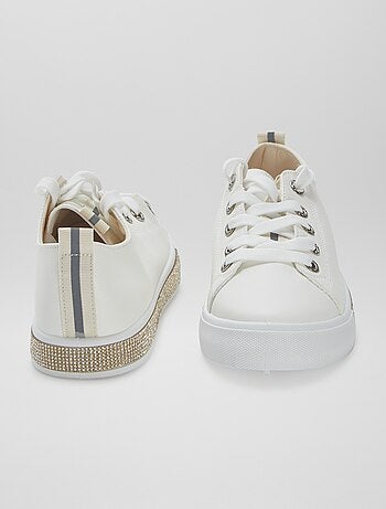Zapatillas bajas con strass