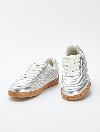 Zapatillas bajas con textura plateadas