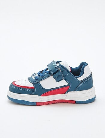 Zapatillas bajas con velcro