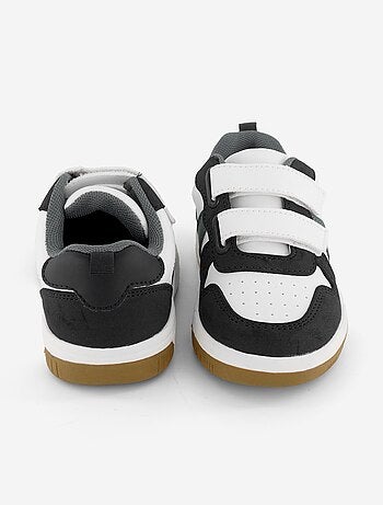 Zapatillas bajas con velcro