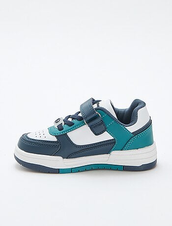 Zapatillas bajas con velcro