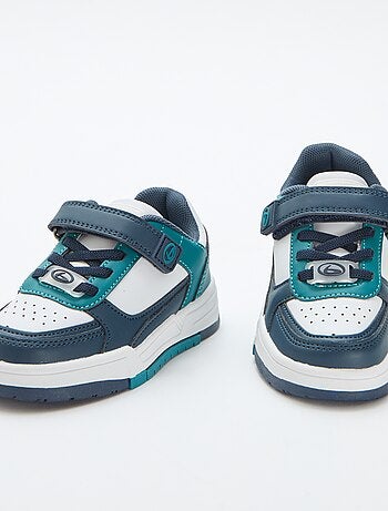 Zapatillas bajas con velcro