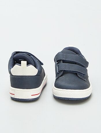 Zapatillas bajas con velcros