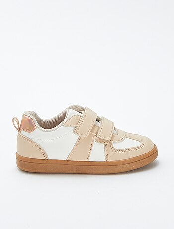 Zapatillas bajas con velcros