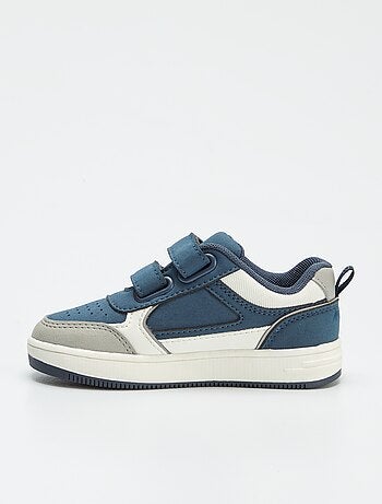 Zapatillas bajas con velcros
