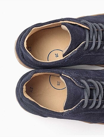 Zapatillas bajas de ante con cordones