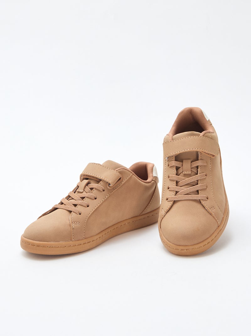 Zapatillas bajas de ante sintético con velcro Marron - Kiabi