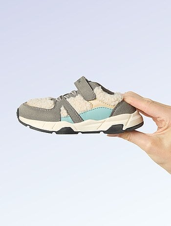Kitchoun - Zapatillas bajas de antelina y efecto borreguito