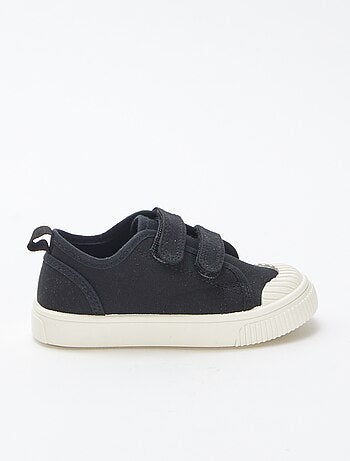 Zapatillas bajas de tela con velcros