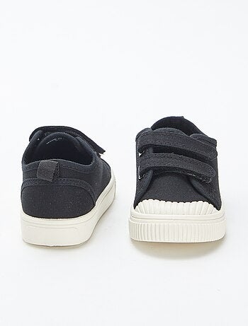 Zapatillas bajas de tela con velcros