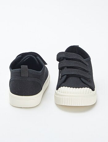 Zapatillas bajas de tela con velcros