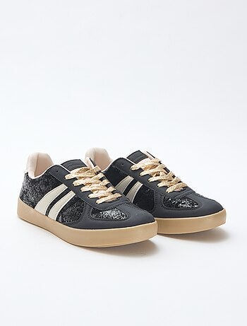 Zapatillas bajas efecto oro