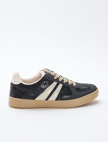 Zapatillas bajas efecto oro