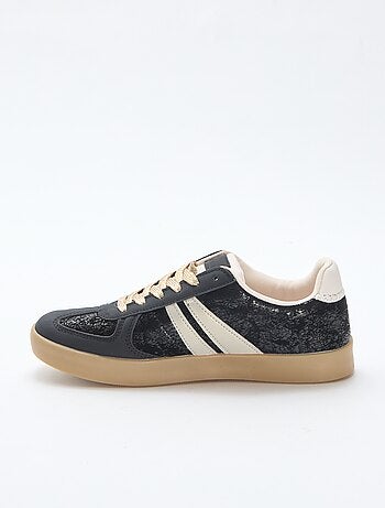 Zapatillas bajas efecto oro