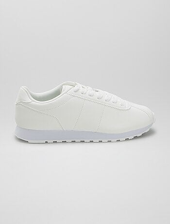 Zapatillas bajas estilo retro