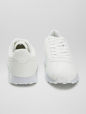 Zapatillas bajas estilo retro