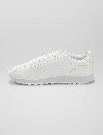 Zapatillas bajas estilo retro