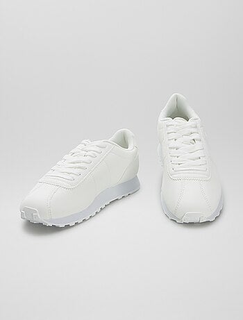 Zapatillas bajas estilo retro