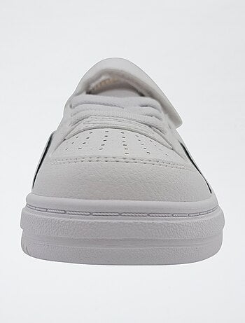 Zapatillas bajas 'PUMA' con cordones y cierres de velcro