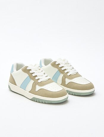 Zapatillas bajas reforzadas tricolor