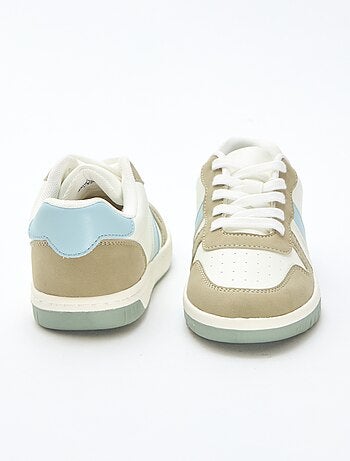 Zapatillas bajas reforzadas tricolor