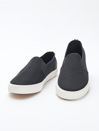 Zapatillas bajas sin cordones de malla