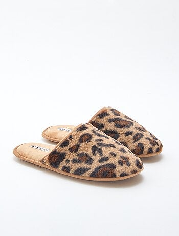 Zapatillas básicas de pelo sintético