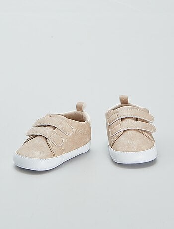 Zapatillas bicolor con velcro