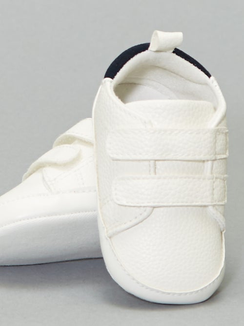 Zapatillas bicolor con velcro - Kiabi