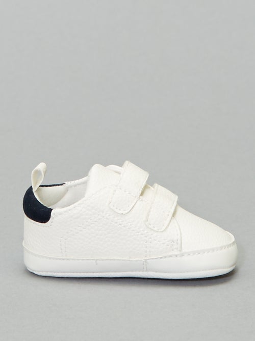 Zapatillas bicolor con velcro - Kiabi
