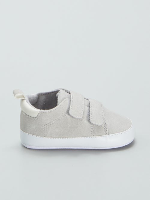 Zapatillas bicolor con velcro - Kiabi