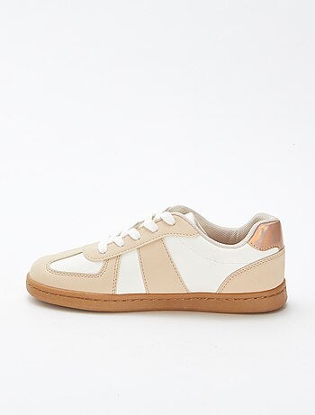 Zapatillas bicolores con cordones