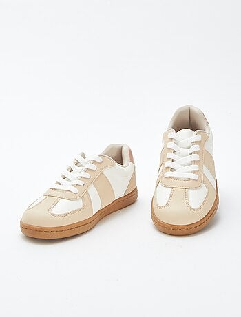 Zapatillas bicolores con cordones