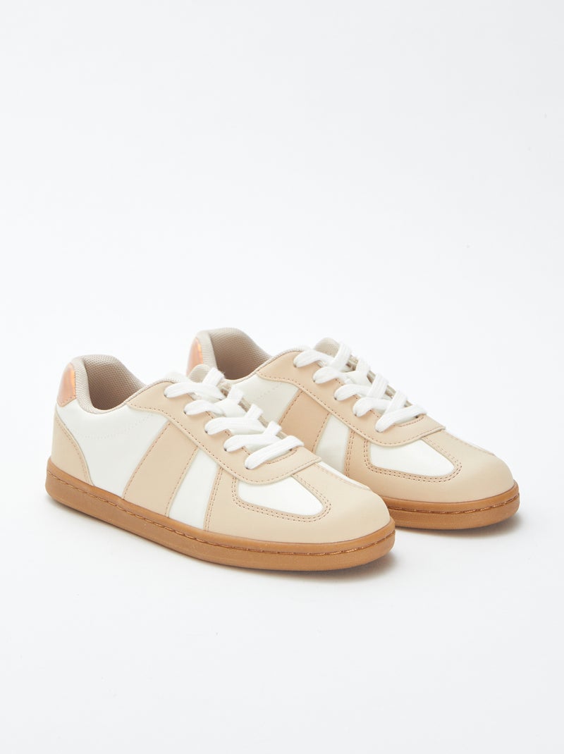 Zapatillas bicolores con cordones BEIGE - Kiabi