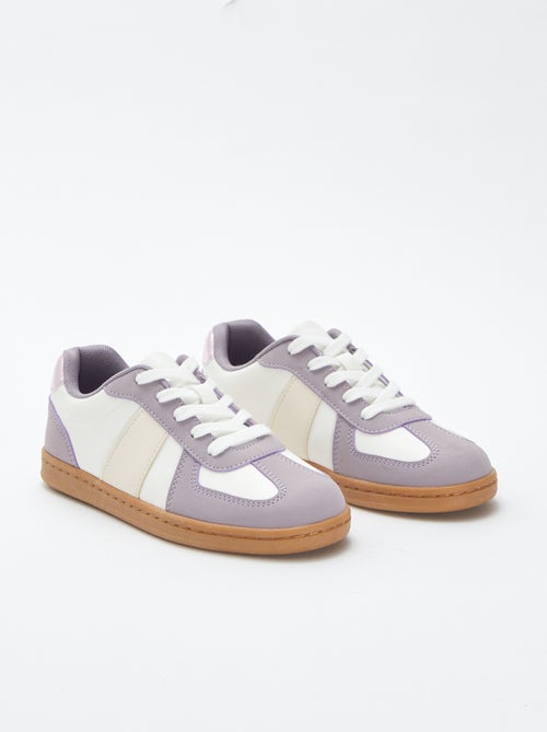 Zapatillas bicolores con cordones - Kiabi
