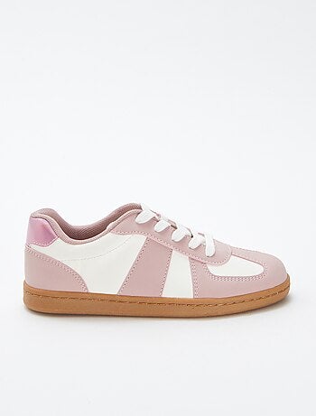 Zapatillas bicolores con cordones