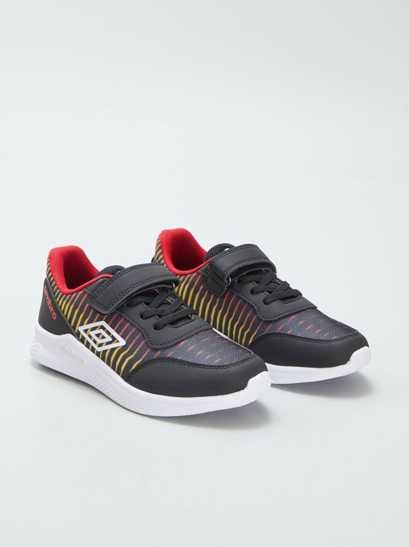 Zapatillas bicolores 'Umbro' NEGRO - Kiabi