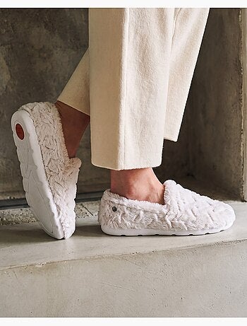 Zapatillas cerradas flexible, ultracómodo y ligero, mujer isotoner