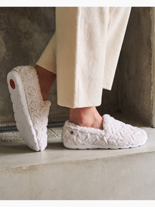 Zapatillas cerradas flexible, ultracómodo y ligero, mujer isotoner - Kiabi Zapatillas cerradas flexible, ultracómodo y ligero, mujer isotoner - Kiabi