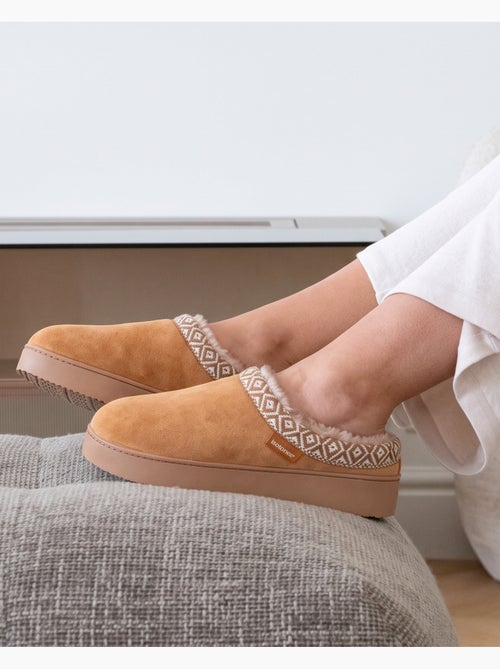 Zapatillas chinelas de imitación de ante con suela de cuña mujer isotoner - Kiabi